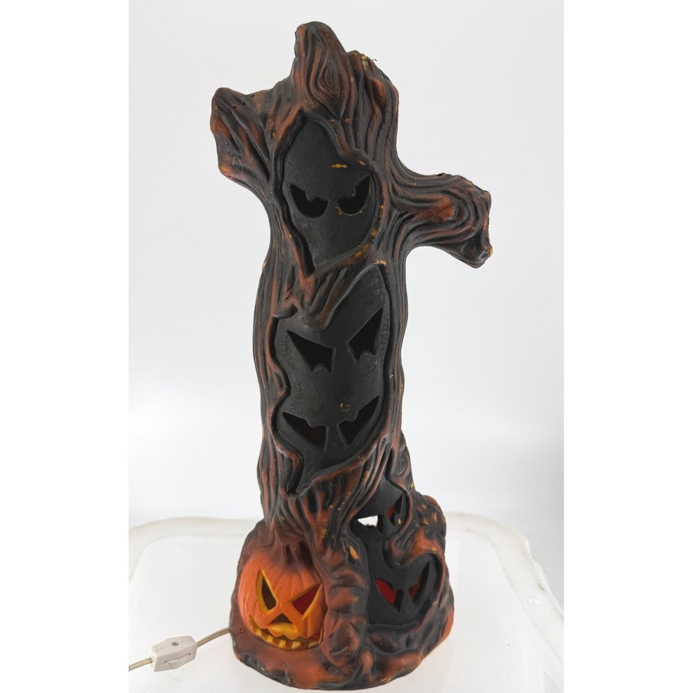 Vintage 1993 Trendmasters Halloween Haunted Tree Jack O Lantern Light 18"